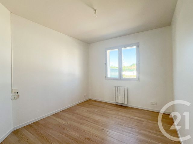 maison à louer - 4 pièces - 83.16 m2 - CHATEAU D OLONNE - 85 - PAYS-DE-LOIRE - Century 21 Bleu Marine