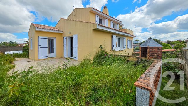 Appartement T4 à vendre - 4 pièces - 88.34 m2 - LES SABLES D OLONNE - 85 - PAYS-DE-LOIRE - Century 21 Bleu Marine