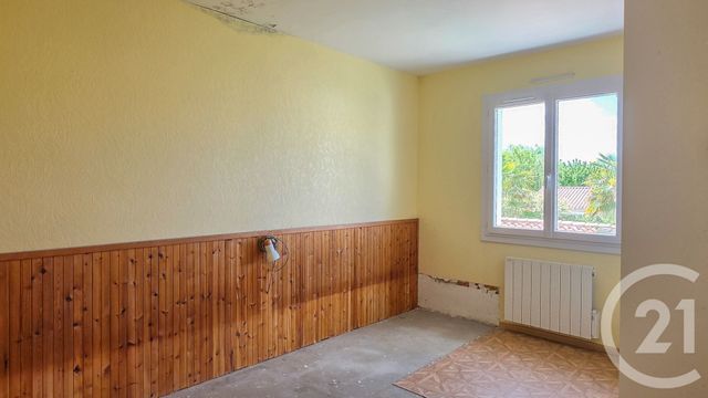 Appartement T4 à vendre - 4 pièces - 88.34 m2 - LES SABLES D OLONNE - 85 - PAYS-DE-LOIRE - Century 21 Bleu Marine