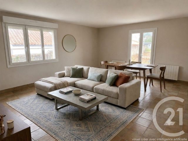 Appartement T4 à vendre - 4 pièces - 88.34 m2 - LES SABLES D OLONNE - 85 - PAYS-DE-LOIRE - Century 21 Bleu Marine