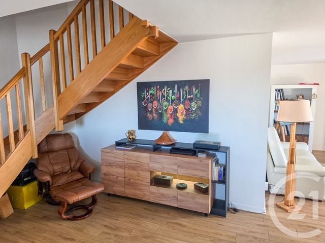 Appartement T3 à vendre - 3 pièces - 78.24 m2 - OLONNE SUR MER - 85 - PAYS-DE-LOIRE - Century 21 Bleu Marine