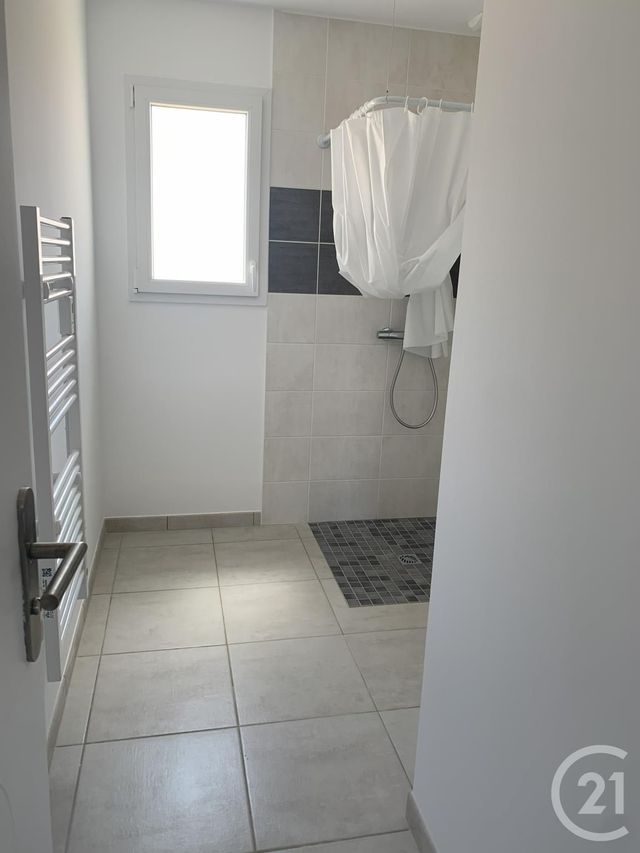 maison à louer - 4 pièces - 80.82 m2 - L ILE D OLONNE - 85 - PAYS-DE-LOIRE - Century 21 Bleu Marine