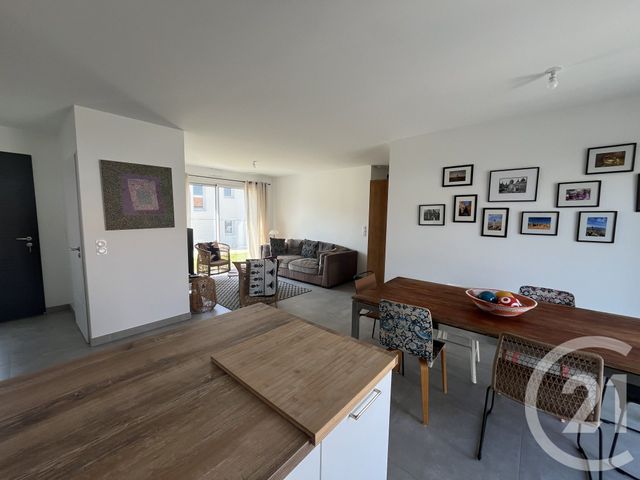 maison à louer - 4 pièces - 84.91 m2 - TALMONT ST HILAIRE - 85 - PAYS-DE-LOIRE - Century 21 Bleu Marine
