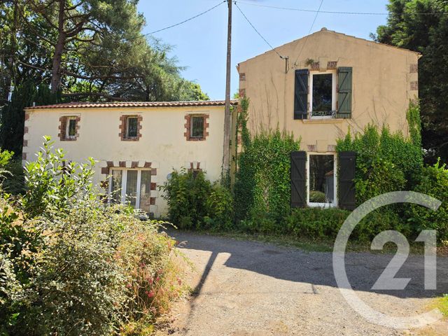 maison à vendre - 15 pièces - 324.0 m2 - CHATEAU D OLONNE - 85 - PAYS-DE-LOIRE - Century 21 Bleu Marine