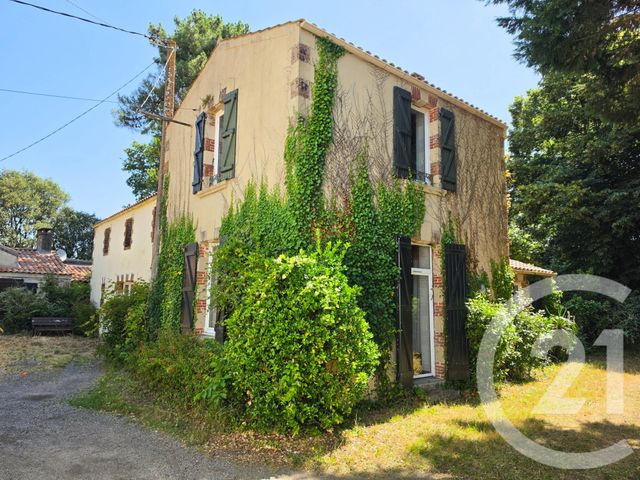 maison à vendre - 15 pièces - 324.0 m2 - CHATEAU D OLONNE - 85 - PAYS-DE-LOIRE - Century 21 Bleu Marine