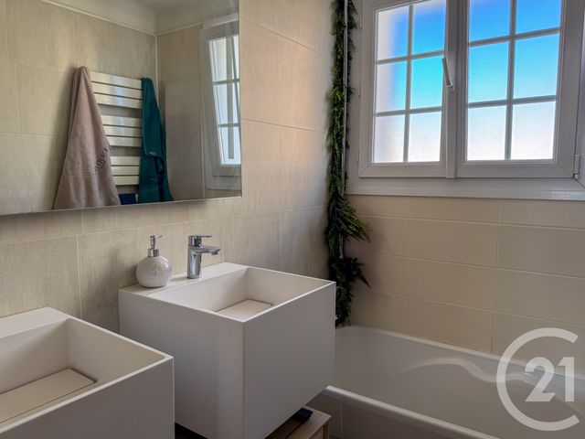 maison à vendre - 5 pièces - 118.05 m2 - OLONNE SUR MER - 85 - PAYS-DE-LOIRE - Century 21 Bleu Marine