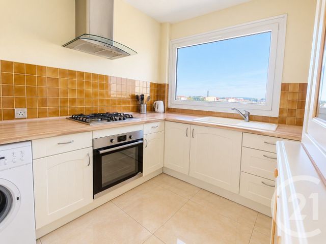 Appartement T3 à louer - 3 pièces - 60.69 m2 - LES SABLES D OLONNE - 85 - PAYS-DE-LOIRE - Century 21 Bleu Marine