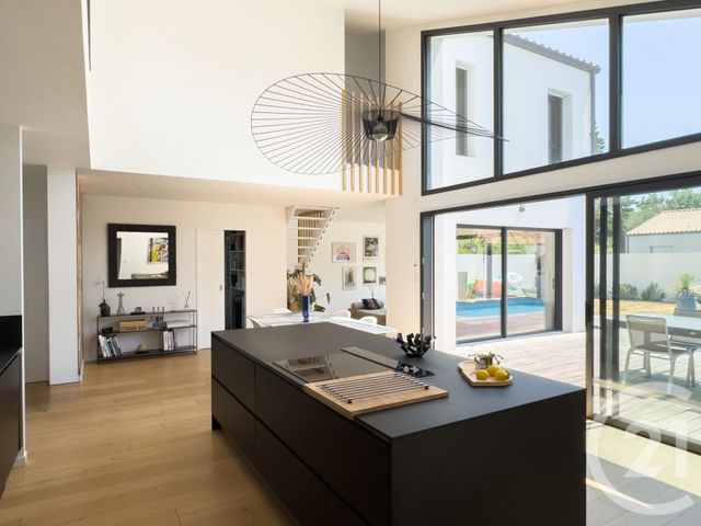 maison à vendre - 5 pièces - 139.7 m2 - OLONNE SUR MER - 85 - PAYS-DE-LOIRE - Century 21 Bleu Marine