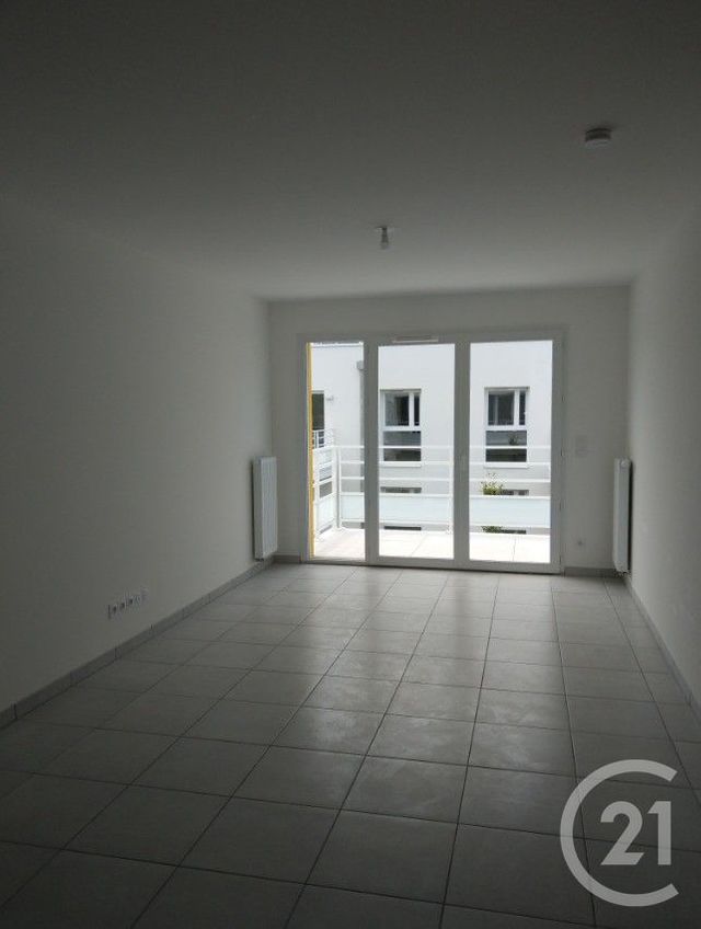 Appartement T2 à louer - 2 pièces - 47.27 m2 - OLONNE SUR MER - 85 - PAYS-DE-LOIRE - Century 21 Bleu Marine