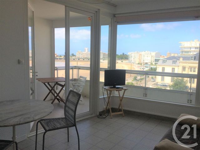 Appartement Studio à louer - 1 pièce - 21.67 m2 - LES SABLES D OLONNE - 85 - PAYS-DE-LOIRE - Century 21 Bleu Marine