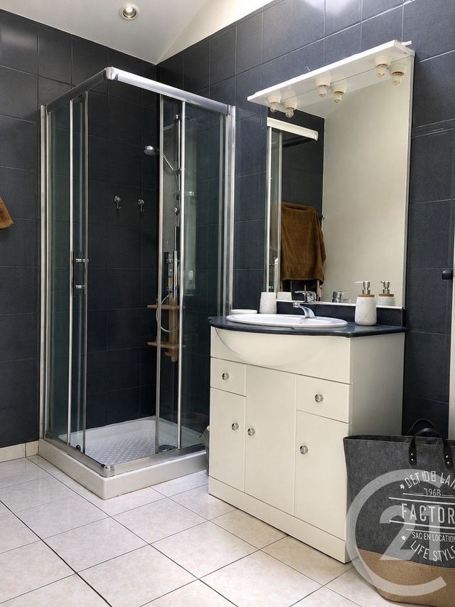 Appartement T2 à louer - 2 pièces - 44.33 m2 - LES SABLES D OLONNE - 85 - PAYS-DE-LOIRE - Century 21 Bleu Marine