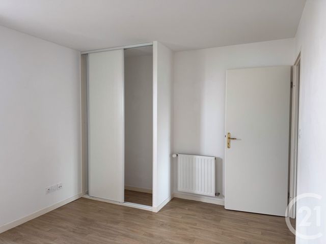 Appartement T3 à vendre - 3 pièces - 77.96 m2 - OLONNE SUR MER - 85 - PAYS-DE-LOIRE - Century 21 Bleu Marine