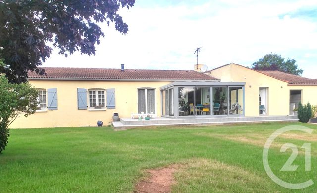 Maison à louer ST HILAIRE LA FORET