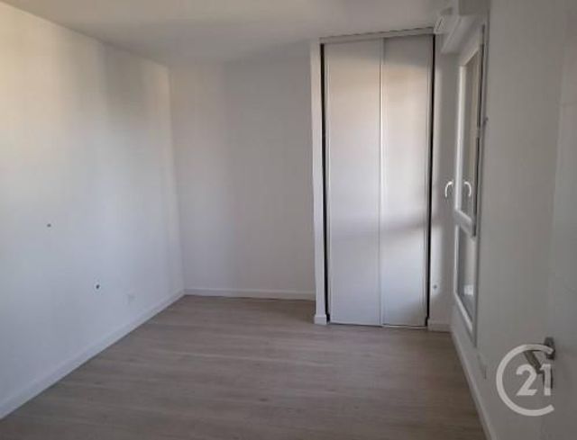 Appartement T2 à louer - 2 pièces - 39.92 m2 - OLONNE SUR MER - 85 - PAYS-DE-LOIRE - Century 21 Bleu Marine