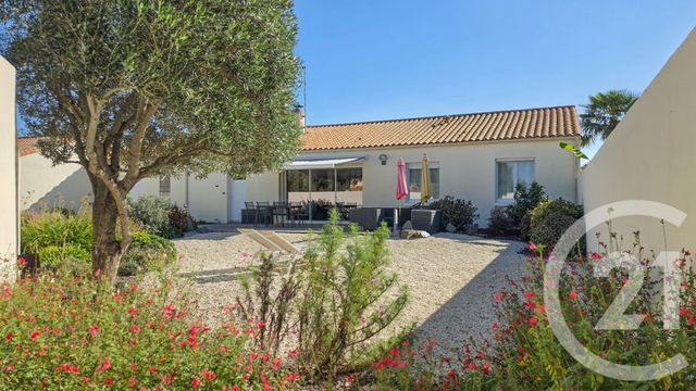 maison à vendre - 7 pièces - 124.67 m2 - OLONNE SUR MER - 85 - PAYS-DE-LOIRE - Century 21 Bleu Marine
