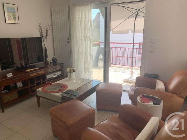 Appartement T3 à louer - 3 pièces - 75.88 m2 - LES SABLES D OLONNE - 85 - PAYS-DE-LOIRE - Century 21 Bleu Marine