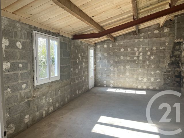 parking à louer - 43.62 m2 - LES SABLES D OLONNE - 85 - PAYS-DE-LOIRE - Century 21 Bleu Marine