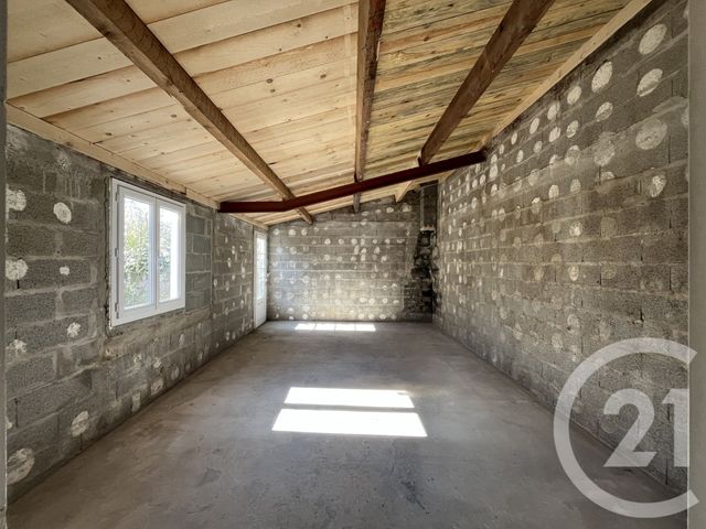 parking à louer - 43.62 m2 - LES SABLES D OLONNE - 85 - PAYS-DE-LOIRE - Century 21 Bleu Marine