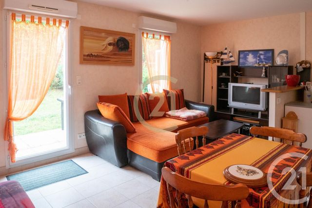 Afficher la photo en grand Appartement F2 à vendre - 2 pièces - 44.37 m2 - LES SABLES D OLONNE - 85 - PAYS-DE-LOIRE - Century 21 Bleu Marine