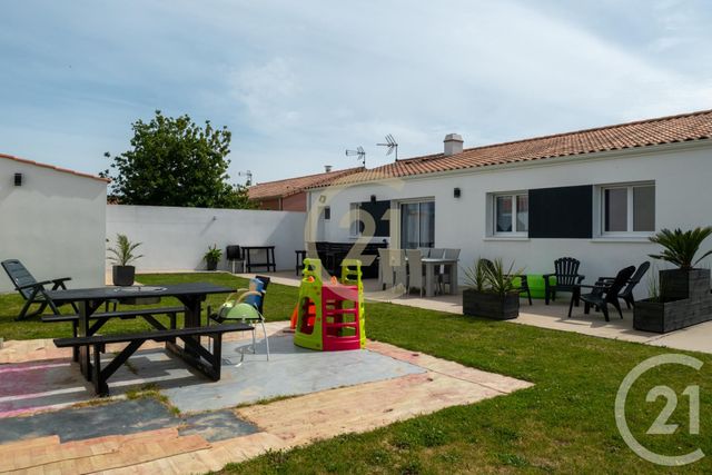 maison à vendre - 5 pièces - 99.61 m2 - VAIRE - 85 - PAYS-DE-LOIRE - Century 21 Bleu Marine maison à vendre - 5 pièces - 99.61 m2 - VAIRE - 85 - PAYS-DE-LOIRE - Century 21 Bleu Marine