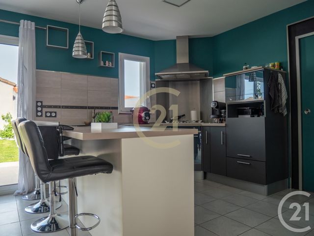 maison à vendre - 5 pièces - 99.61 m2 - VAIRE - 85 - PAYS-DE-LOIRE - Century 21 Bleu Marine maison à vendre - 5 pièces - 99.61 m2 - VAIRE - 85 - PAYS-DE-LOIRE - Century 21 Bleu Marine