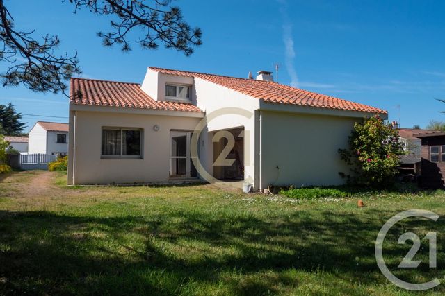 maison à vendre - 5 pièces - 98.6 m2 - CHATEAU D OLONNE - 85 - PAYS-DE-LOIRE - Century 21 Bleu Marine maison à vendre - 5 pièces - 98.6 m2 - CHATEAU D OLONNE - 85 - PAYS-DE-LOIRE - Century 21 Bleu Marine