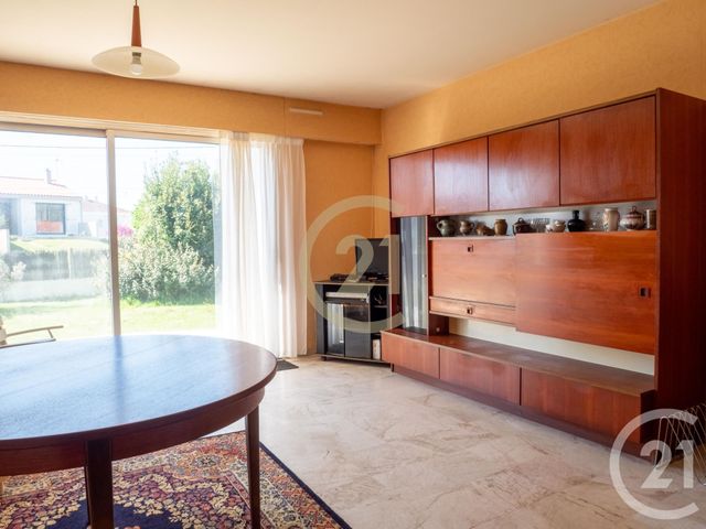 maison à vendre - 5 pièces - 98.6 m2 - CHATEAU D OLONNE - 85 - PAYS-DE-LOIRE - Century 21 Bleu Marine maison à vendre - 5 pièces - 98.6 m2 - CHATEAU D OLONNE - 85 - PAYS-DE-LOIRE - Century 21 Bleu Marine