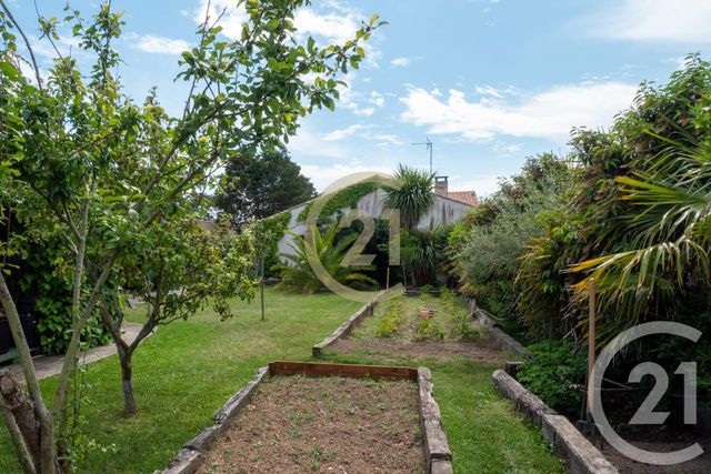maison à vendre - 5 pièces - 134.36 m2 - OLONNE SUR MER - 85 - PAYS-DE-LOIRE - Century 21 Bleu Marine maison à vendre - 5 pièces - 134.36 m2 - OLONNE SUR MER - 85 - PAYS-DE-LOIRE - Century 21 Bleu Marine