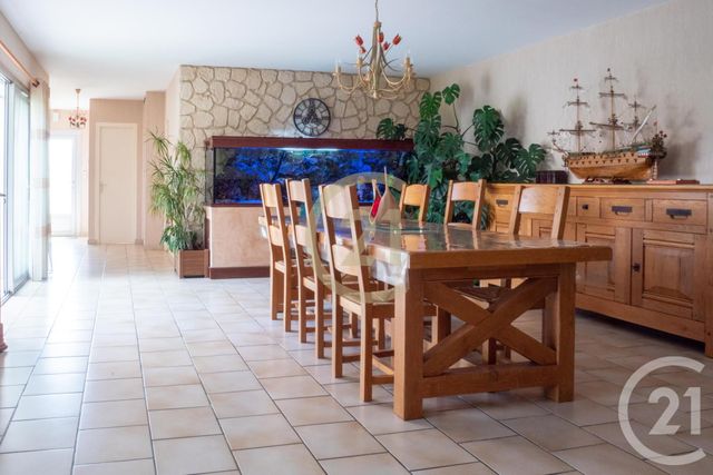 maison à vendre - 5 pièces - 134.36 m2 - OLONNE SUR MER - 85 - PAYS-DE-LOIRE - Century 21 Bleu Marine maison à vendre - 5 pièces - 134.36 m2 - OLONNE SUR MER - 85 - PAYS-DE-LOIRE - Century 21 Bleu Marine