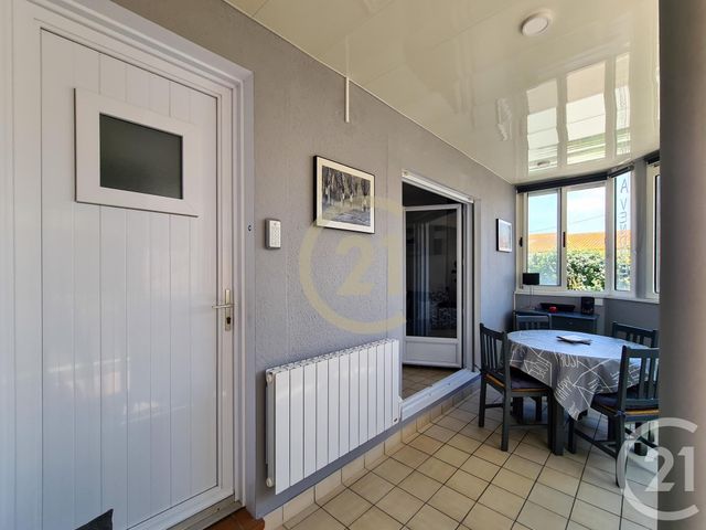 Afficher la photo en grand Appartement F2 à vendre - 2 pièces - 40.29 m2 - LES SABLES D OLONNE - 85 - PAYS-DE-LOIRE - Century 21 Bleu Marine