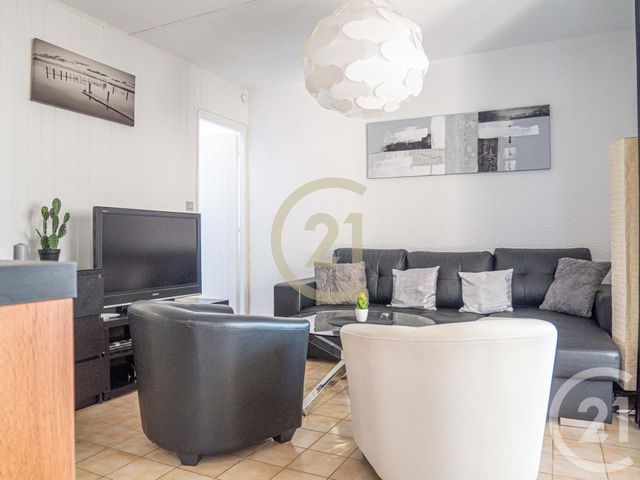 Afficher la photo en grand Appartement F2 à vendre - 2 pièces - 40.29 m2 - LES SABLES D OLONNE - 85 - PAYS-DE-LOIRE - Century 21 Bleu Marine