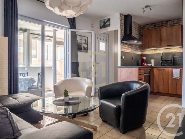Afficher la photo en grand Appartement F2 à vendre - 2 pièces - 40.29 m2 - LES SABLES D OLONNE - 85 - PAYS-DE-LOIRE - Century 21 Bleu Marine