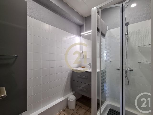 Afficher la photo en grand Appartement F2 à vendre - 2 pièces - 40.29 m2 - LES SABLES D OLONNE - 85 - PAYS-DE-LOIRE - Century 21 Bleu Marine