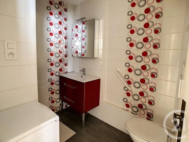Afficher la photo en grand Appartement à vendre - 2 pièces - 43.22 m2 - LES SABLES D OLONNE - 85 - PAYS-DE-LOIRE - Century 21 Bleu Marine