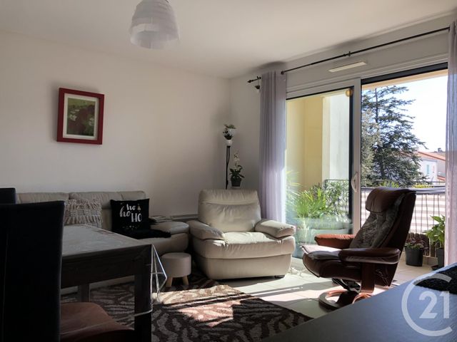 Afficher la photo en grand Appartement T3 à vendre - 3 pièces - 57.0 m2 - LES SABLES D OLONNE - 85 - PAYS-DE-LOIRE - Century 21 Bleu Marine