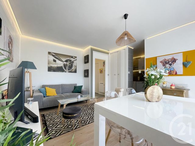 Appartement T2 à vendre - 2 pièces - 33.43 m2 - LES SABLES D OLONNE - 85 - PAYS-DE-LOIRE - Century 21 Bleu Marine